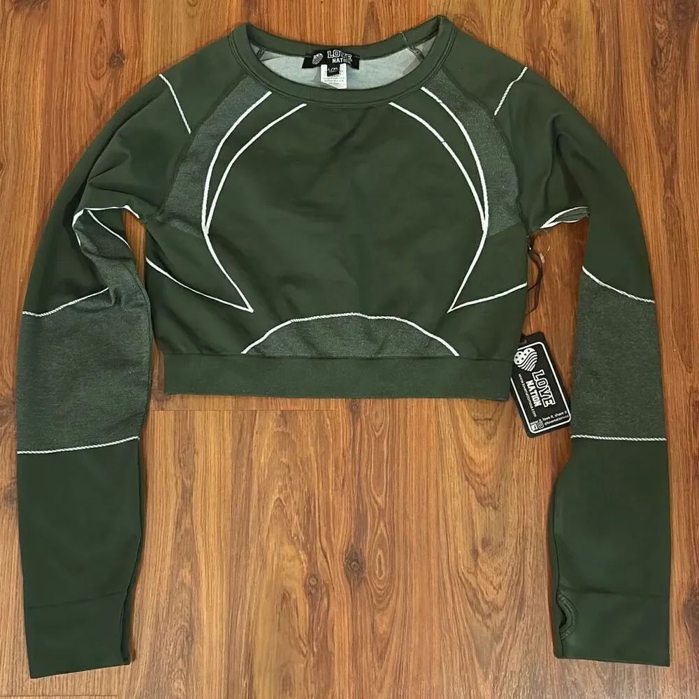 NWT Love Nation olive long sleeve cropped knit fit shirt Lyra size large/extra l
